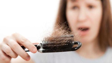 5 atitudes que favorecem a quebra do cabelo