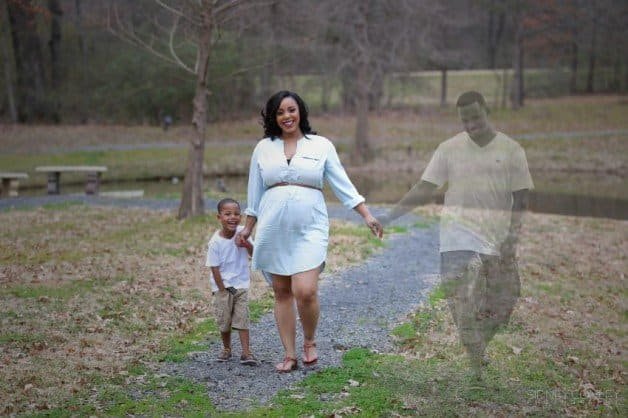 Viúva grávida faz ensaio emocionante em homenagem ao marido