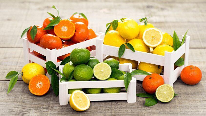 6 formas de temperar alimentos usando laranja e limão