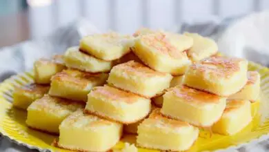 Bolo de queijo minas e leite condensado no liquidificador