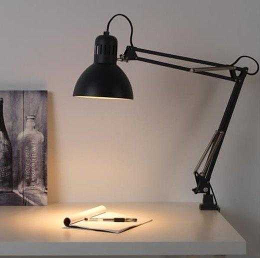 Luminária de mesa para estudo