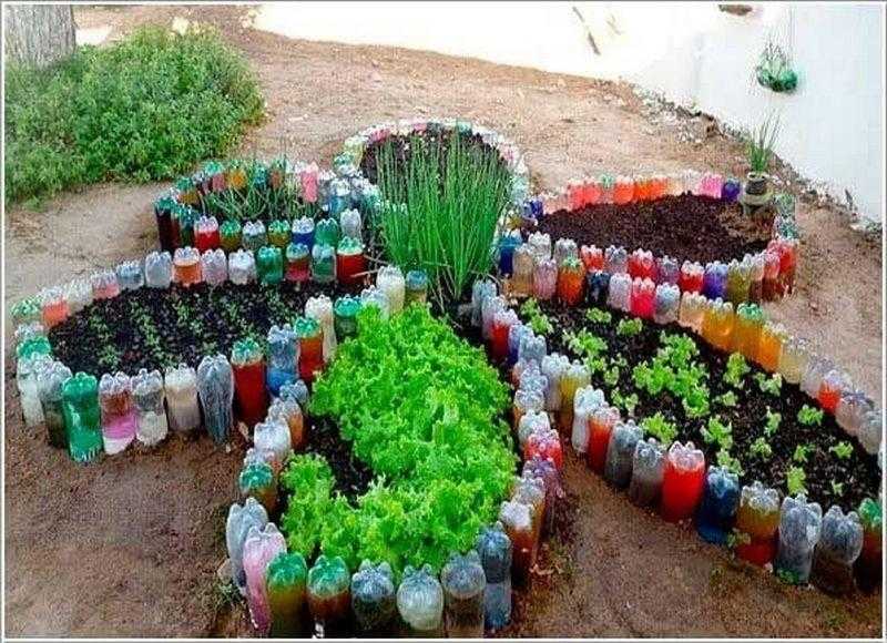 Como fazer horta em forma de flor usando garrafas pet