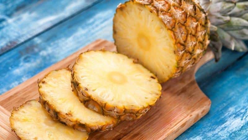 6 formas de usar o abacaxi para tratar doenças