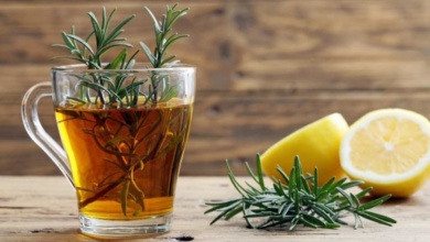 Chá de alecrim com limão: acelera o emagrecimento e controla a ansiedade