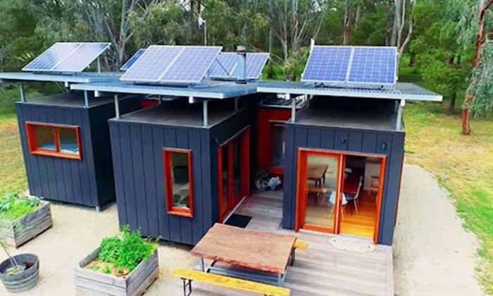 Australianos transformaram 3 contentores numa bonita casa sustentável