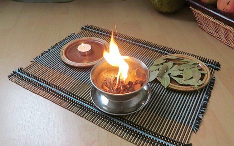 3 benefícios de queimar folhas de louro em sua casa