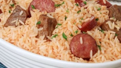 arroz com carne e linguiça