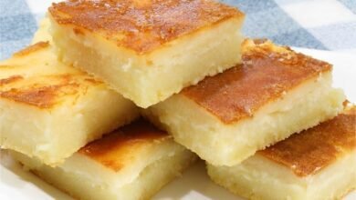 Bolo de aipim com leite condensado cremoso delicioso e perfeito para o lanche