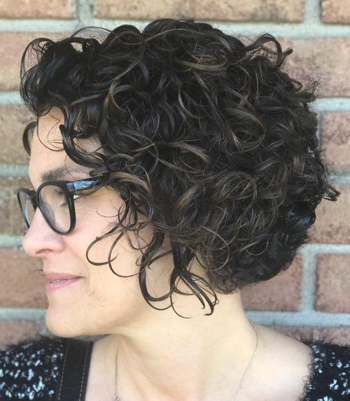 Penteado Curly Bob para cabelos curtos