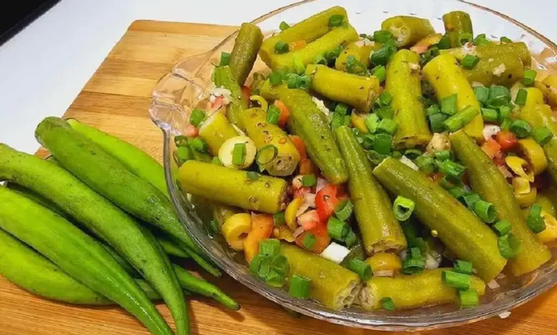 salada de quiabo saborosa, um toque especial para seu jantar