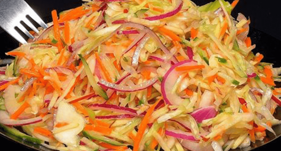 Salada de repolho cenoura e maçã que fica de dar agua na boca