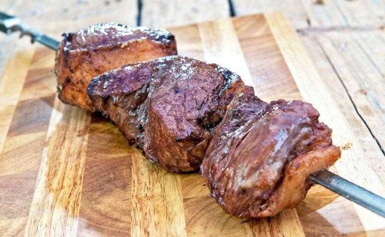 10 receitas de picanha no espeto que são de dar água na boca