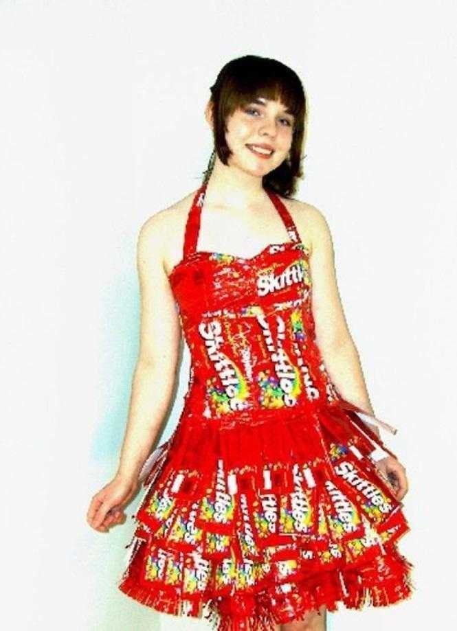 24 dos piores vestidos e roupas de festa