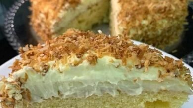 bolo de abacaxi com coco prático e saboroso