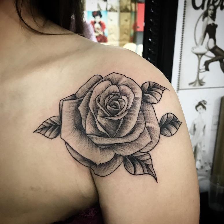 100 imagens de tatuagens femininas no ombro para te inspirar