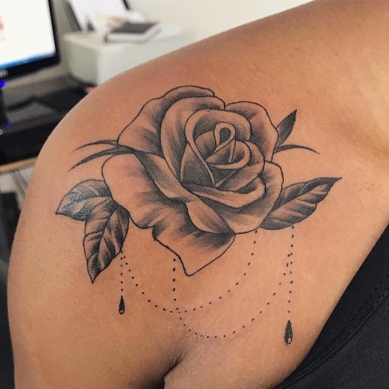100 imagens de tatuagens femininas no ombro para te inspirar