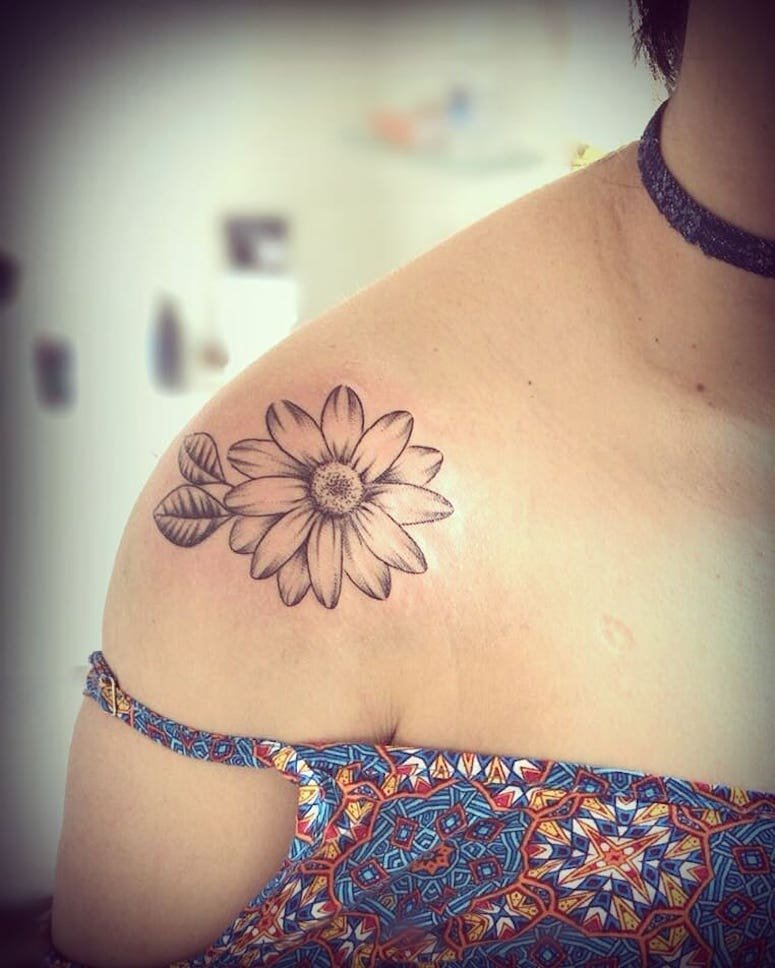 100 imagens de tatuagens femininas no ombro para te inspirar