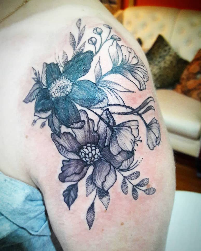 100 imagens de tatuagens femininas no ombro para te inspirar