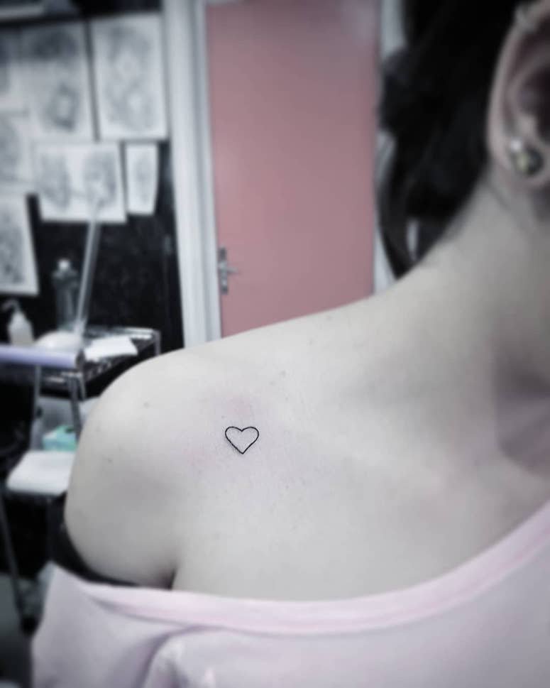 100 imagens de tatuagens femininas no ombro para te inspirar