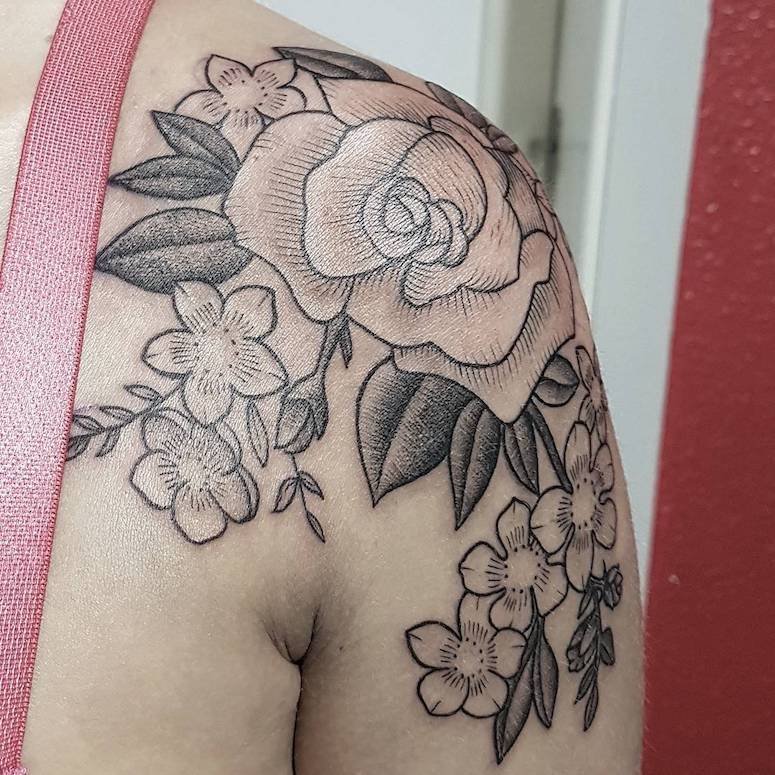 100 imagens de tatuagens femininas no ombro para te inspirar