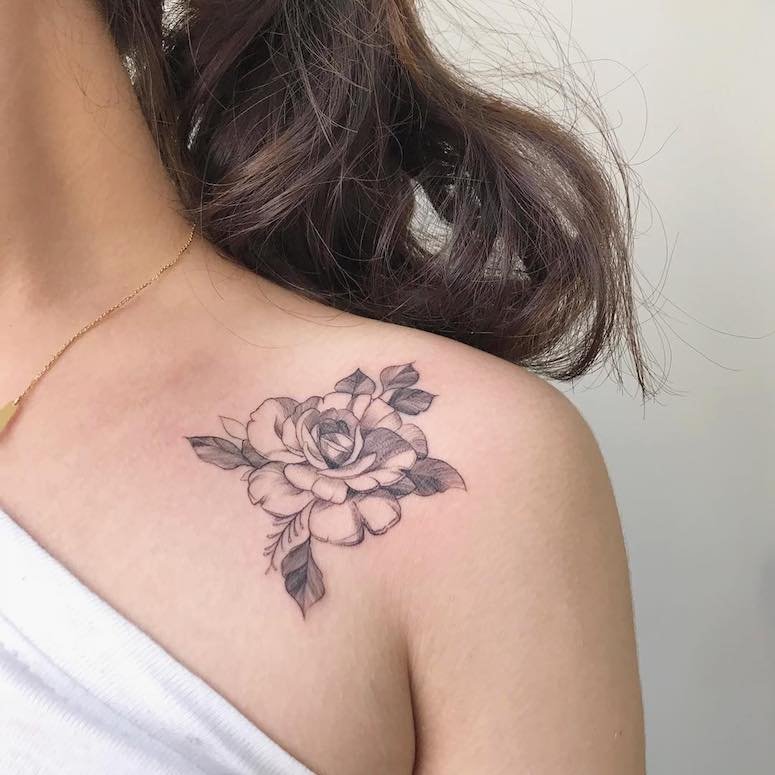 100 imagens de tatuagens femininas no ombro para te inspirar