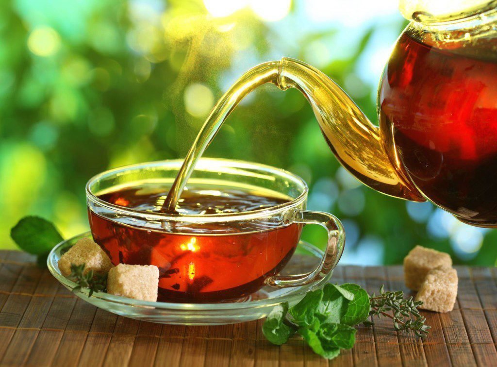Chá de lavanda para aumentar o metabolismo (como fazer e receitas)