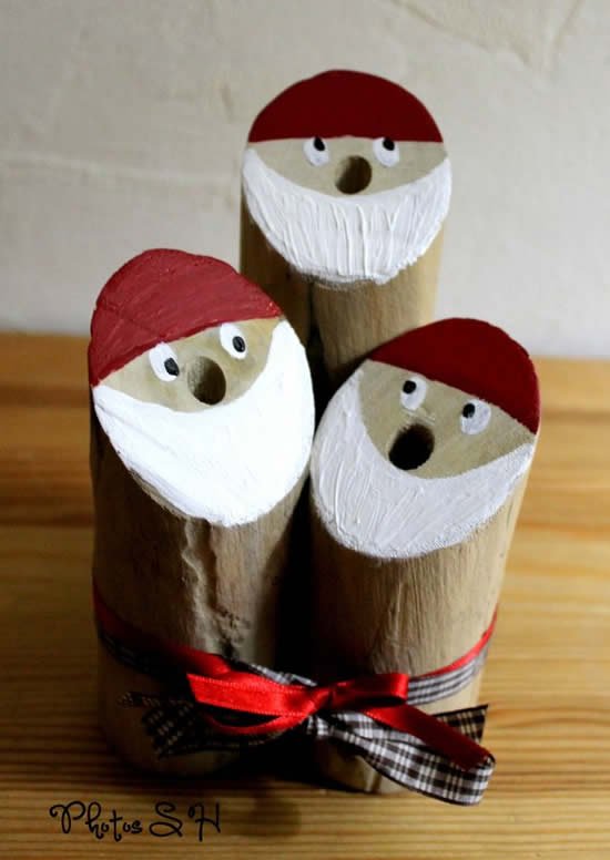 Papai Noel de enfeite com madeira