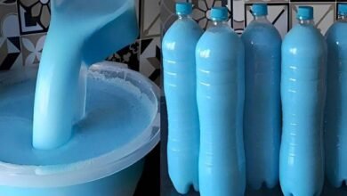 Sabão líquido para lavar roupas que rende muito usando apenas 3 ingredientes