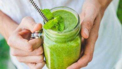 Pare a dor de cabeça com o suco verde