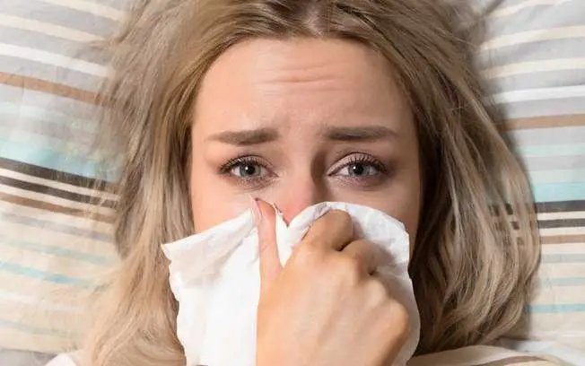 9 Sinais de que seu corpo está com excesso de toxinas