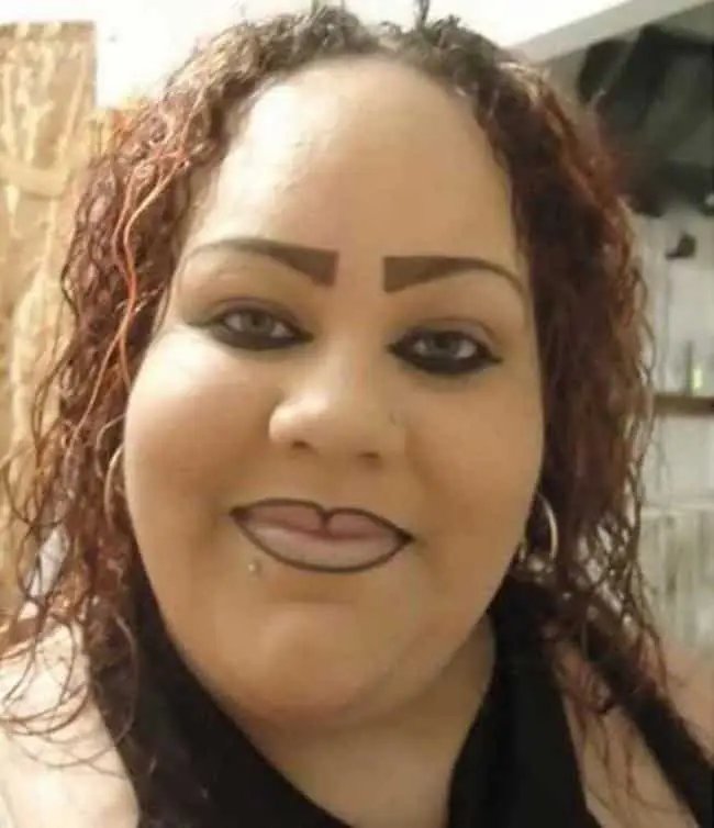 22 Mulheres que queriam ficar mais bonitas…mas deu MUITO errado