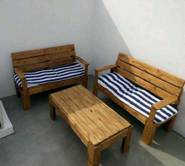 sofa de pallet comum sofa de pallet comum