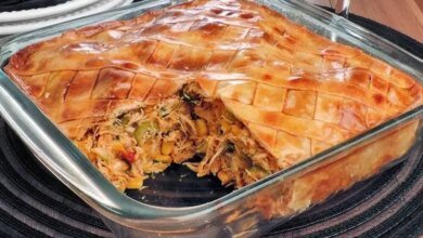 torta de frango com massa de pastel