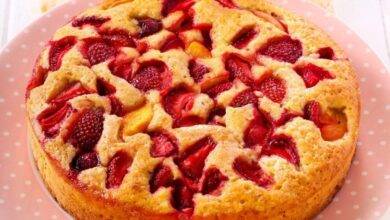 bolo de morango e framboesa