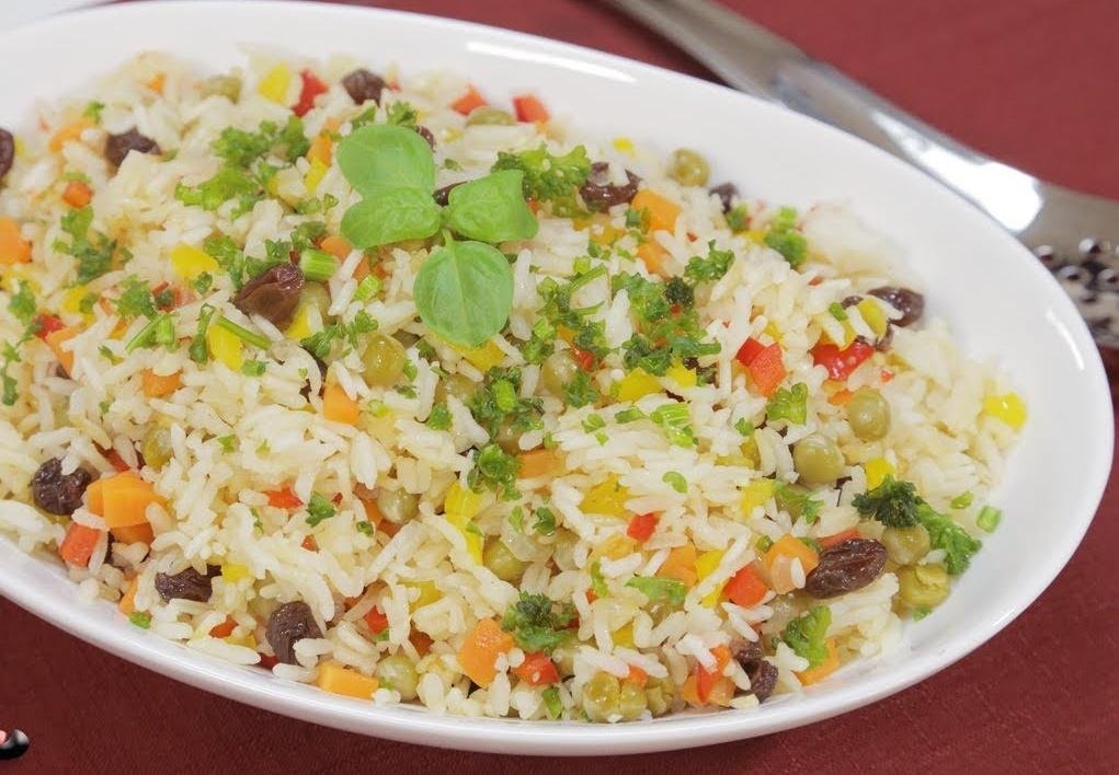 Arroz à grega tradicional