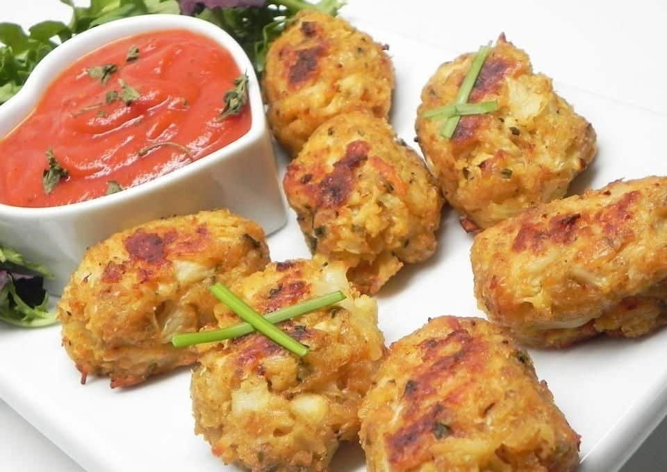 Bolinho assado de couve-flor – petisco delicioso
