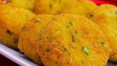 Bolinho de Batata com Arroz – Recheado com Mussarela