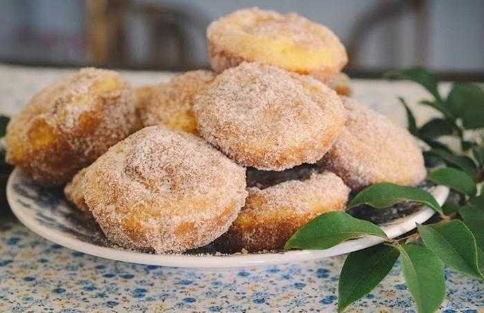 Bolinho de chuva assado