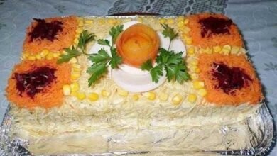 Bolo salgado de pão de forma de frango