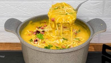 Caldo temperado de frango com batata