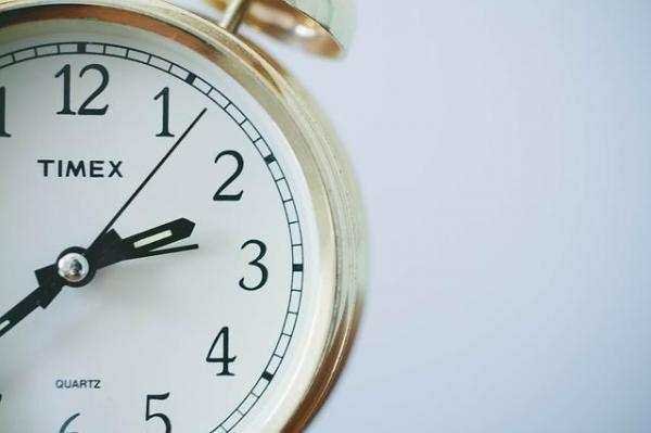Como converter minutos em horas