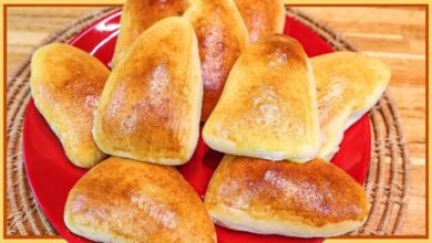 Esfiha de Frango com Catupiry