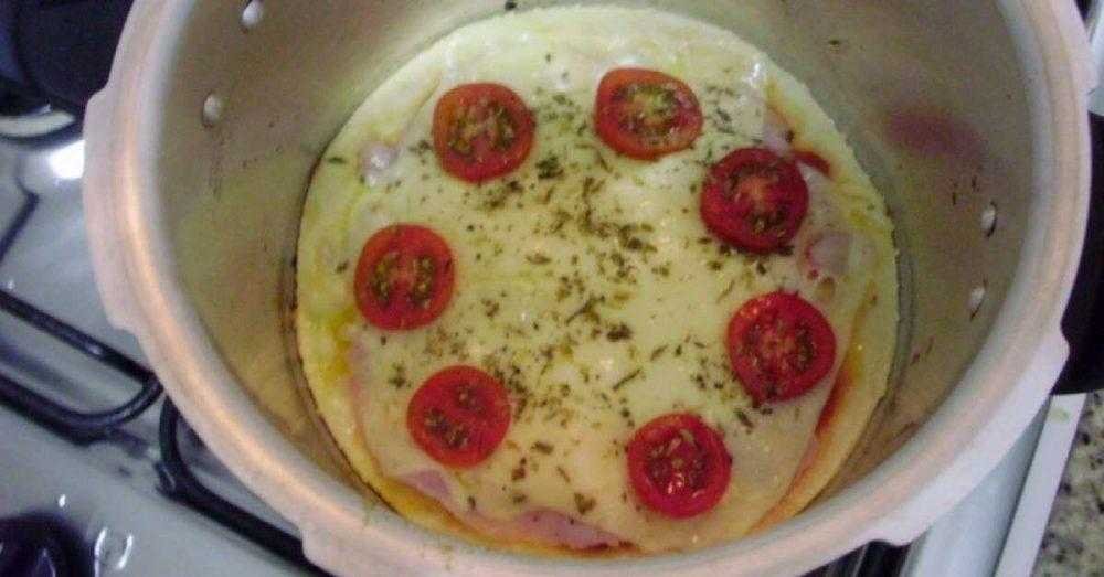 Pizza em panela de pressão