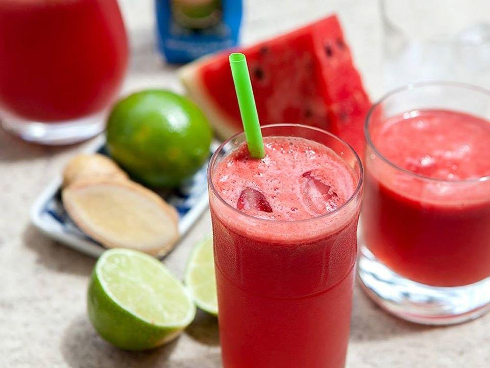 SUPER suco detox queima pneu SUPER suco detox queima pneu