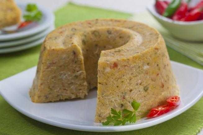 Cuscuz de frango em panela de pressão