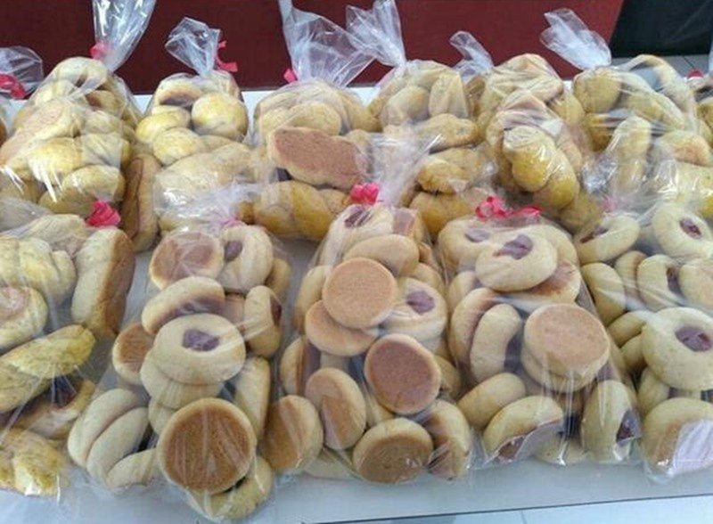 Massa básica para biscoitos, ela se modela facilmente e é muito econômica 1 Massa básica para biscoitos