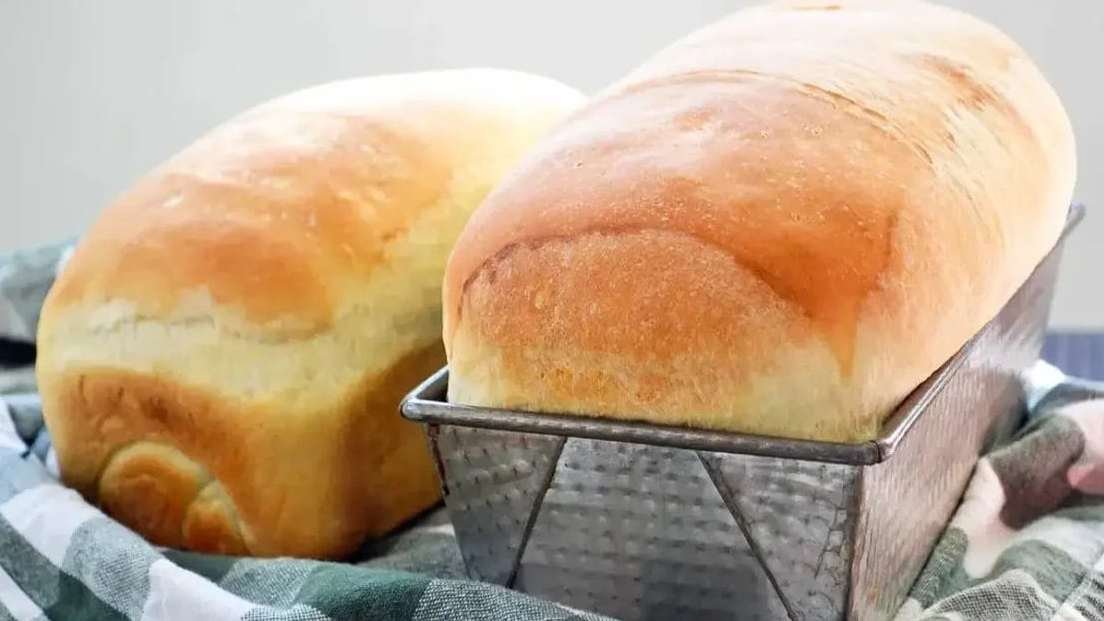 Pão com vinagre que cresce muito e fica super fofinho