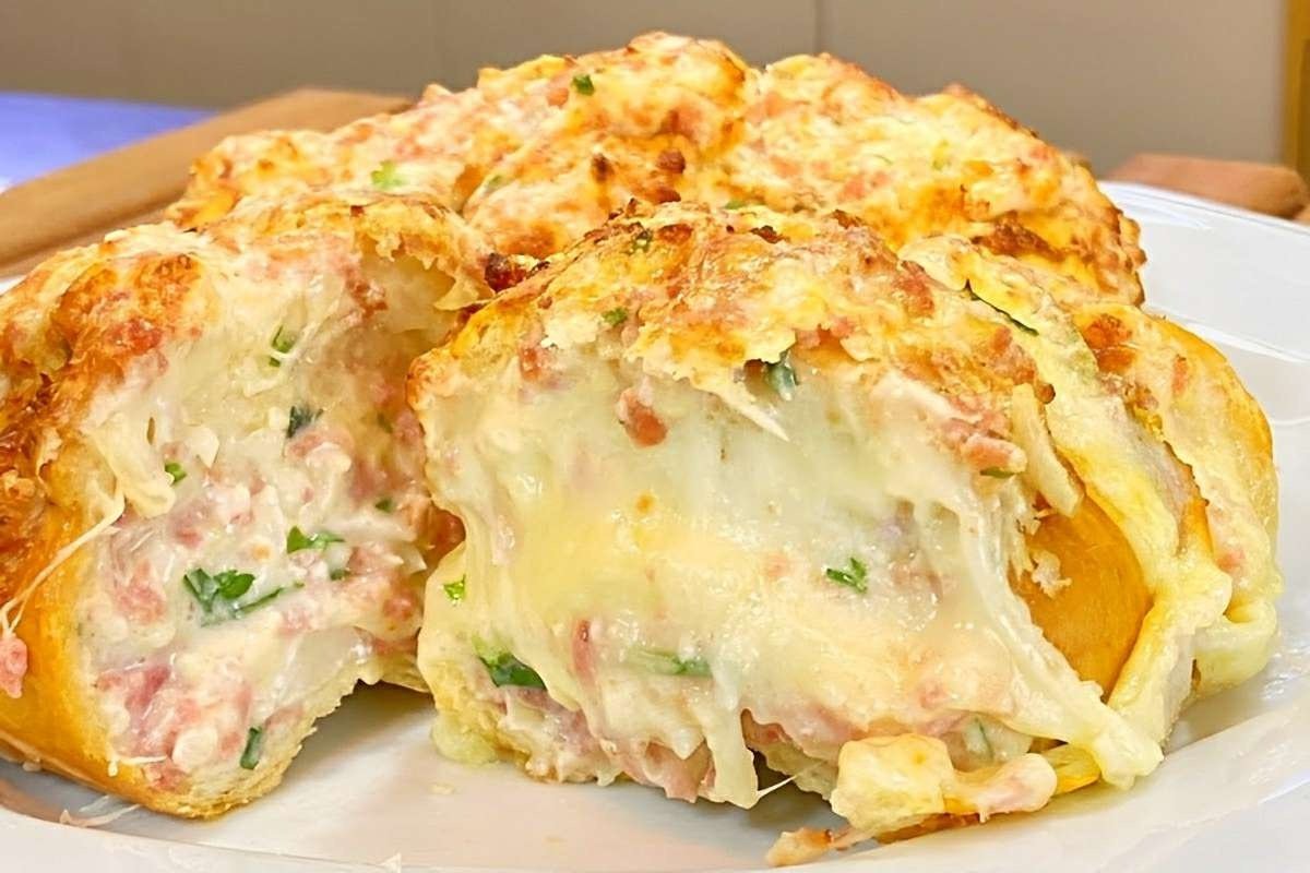 Pão de calabresa com queijo para acompanhar o seu churrasco