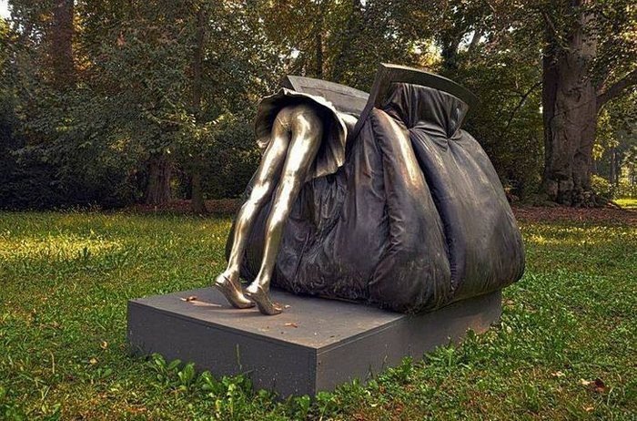 12 Monumentos ao redor do mundo que fugiram de tudo