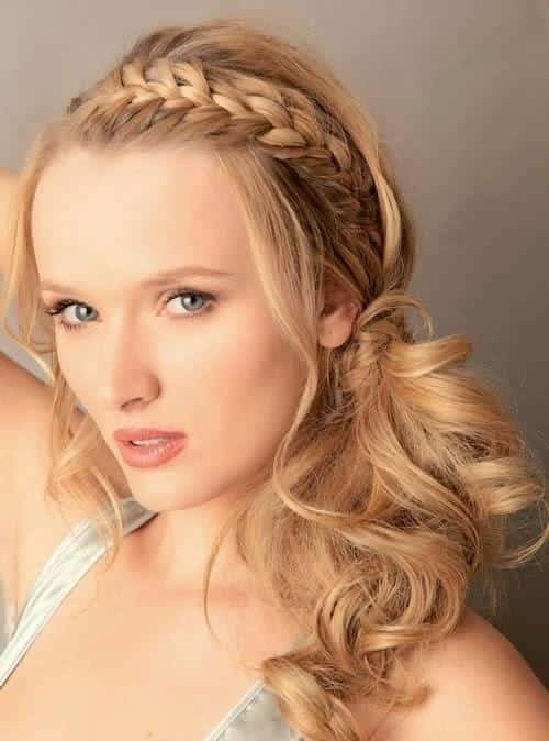 1594844532 387 Penteados para debutantes Aproveite os 15 anos com estilo